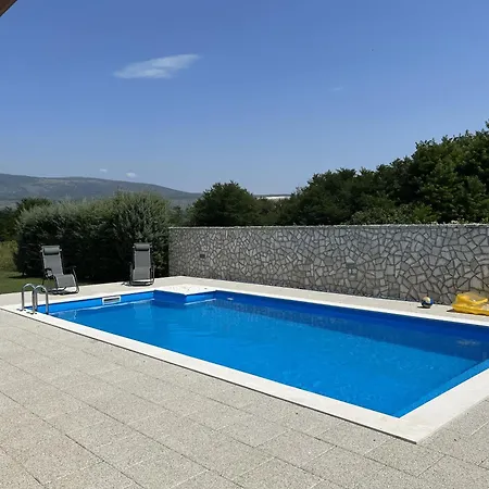 Oaza Mira Siroki Brijeg