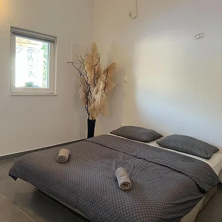 Oaza Mira Apartment *